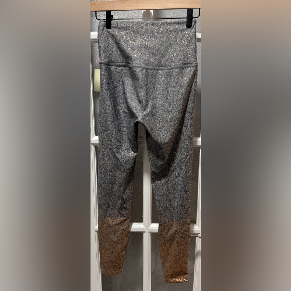 Beyond Yoga Alloy Ombre Sparkle High Waisted Midi Legging - Picture 9 of 14